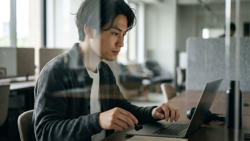 動画編集案件の取り方を初心者向けに解説！実績ゼロから初案件を取るための案件選びと応募のコツ